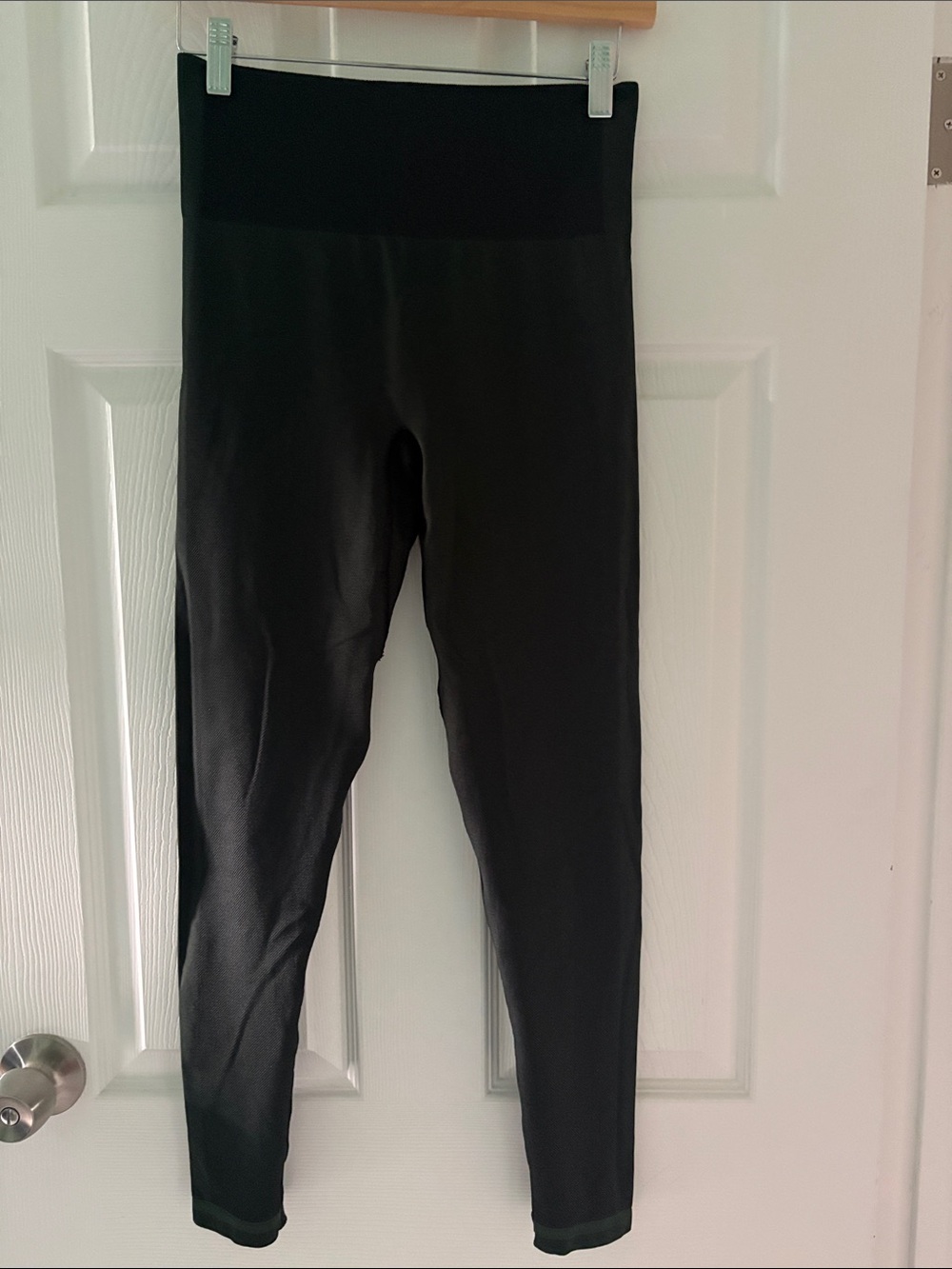 Outdoor Voices Black and Dark Green High-Rise Leggings